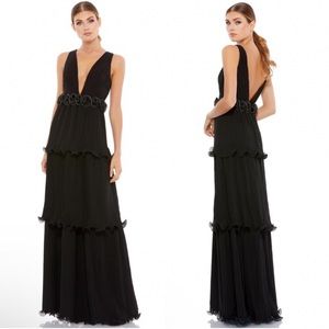 Mac Duggal Plunge Rosette Detail Pleated Gown Maxi Dress 49281 Size 6 Black NWT